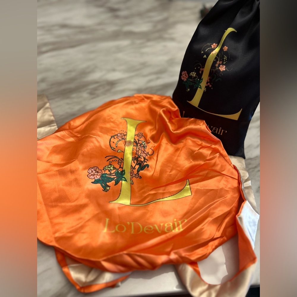 Orange and Beige Silk Satin Bonnet 🧡